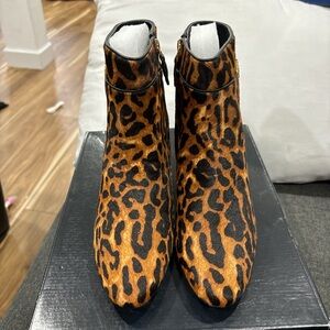 Lauren Ralph Lauren Leopard Haircalf size 8